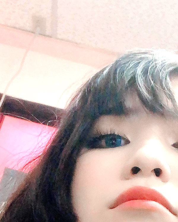emiru.jpg instagram image archive image