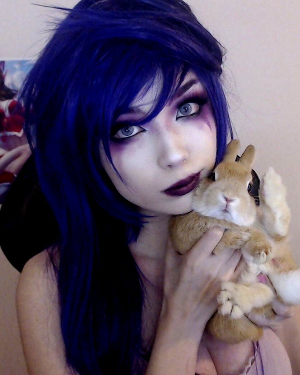 emiru.jpg instagram image archive image