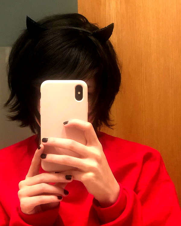 emiru.jpg instagram image archive image