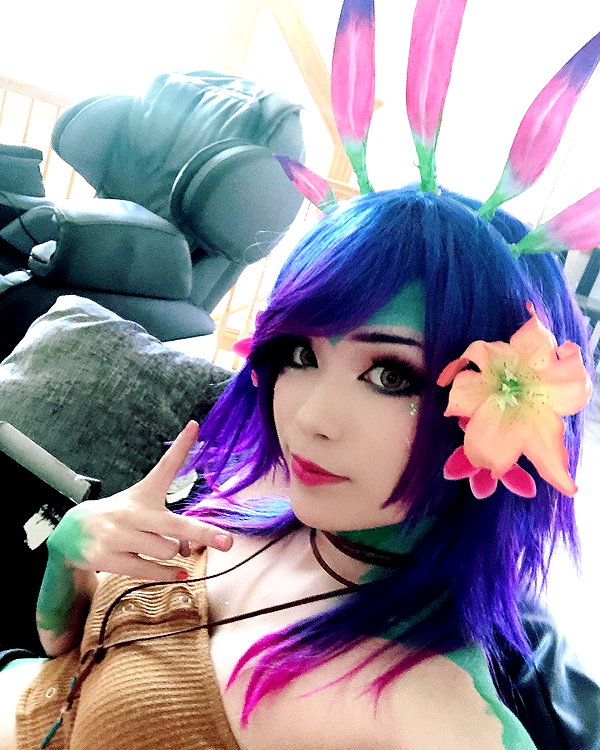 emiru.jpg instagram image archive image
