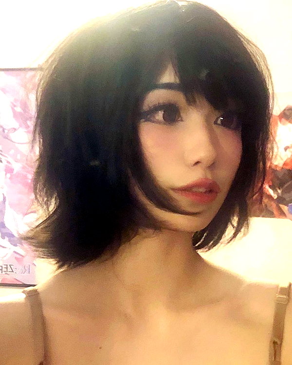 emiru.jpg instagram image archive image