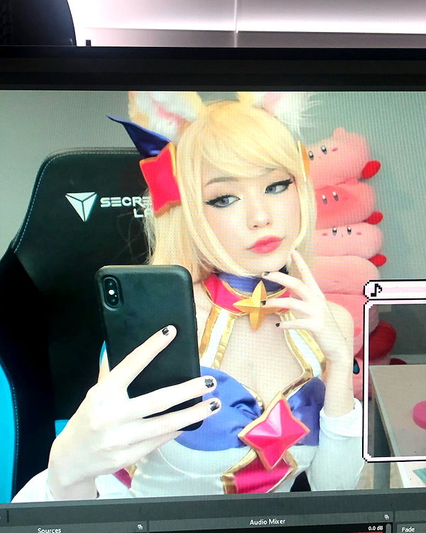 emiru.jpg instagram image archive image
