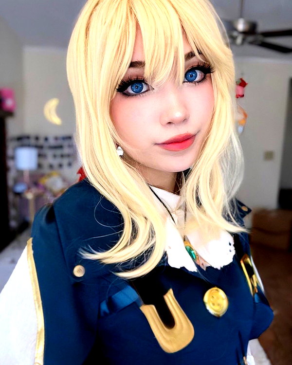 emiru.jpg instagram image archive image