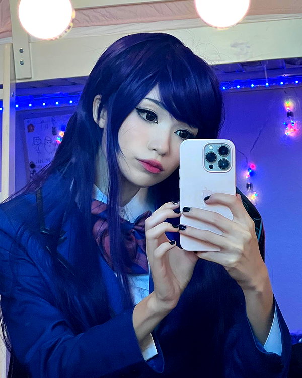 emiru.jpg instagram image archive image
