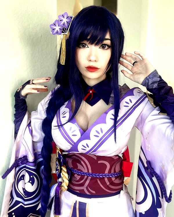 emiru.jpg instagram image archive image