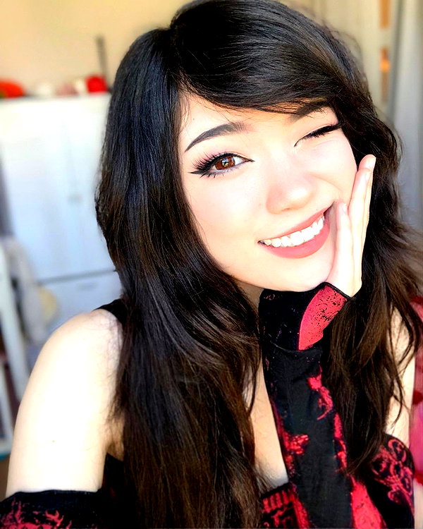 emiru.jpg instagram image archive image