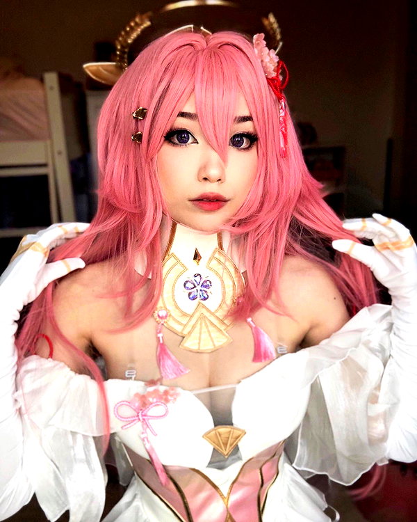 emiru.jpg instagram image archive image