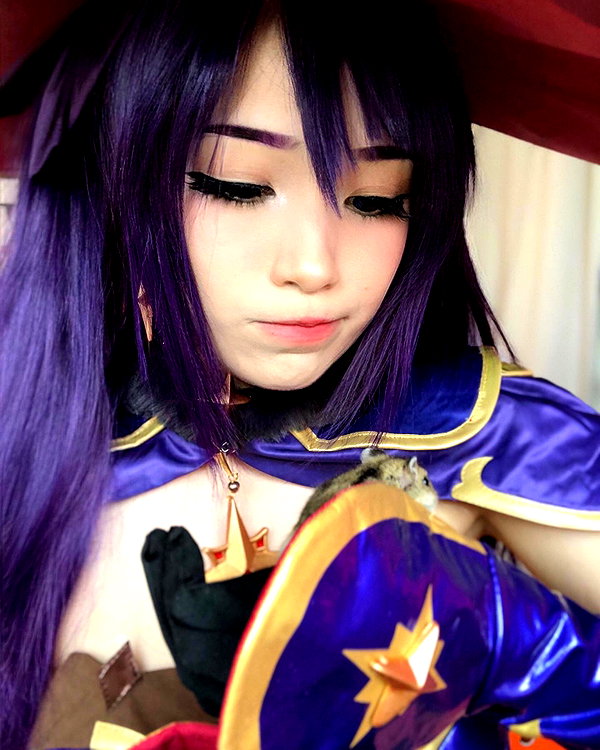 emiru.jpg instagram image archive image