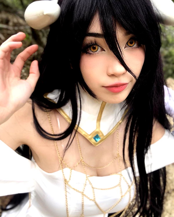 emiru.jpg instagram image archive image