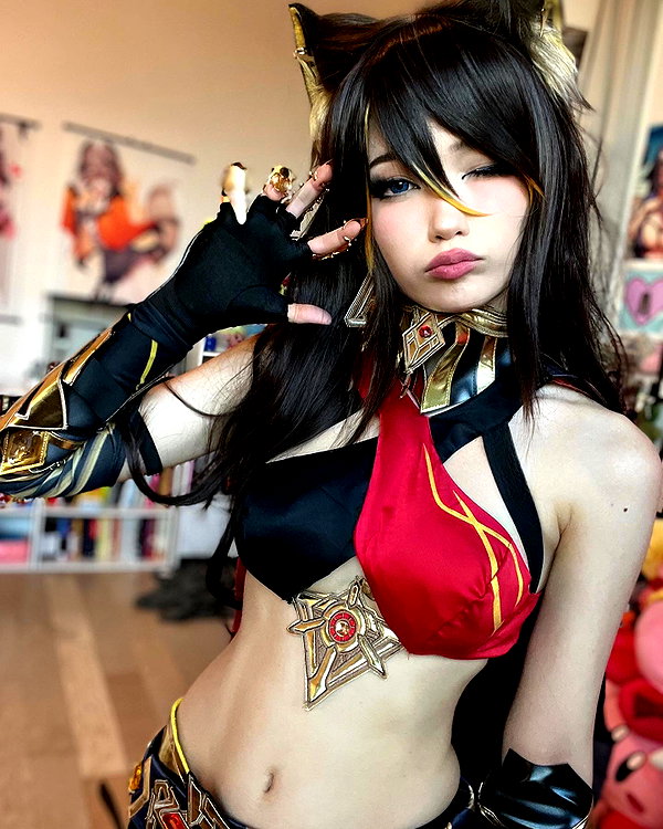 emiru.jpg instagram image archive image