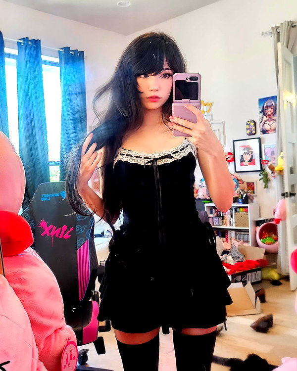emiru.jpg instagram image archive image