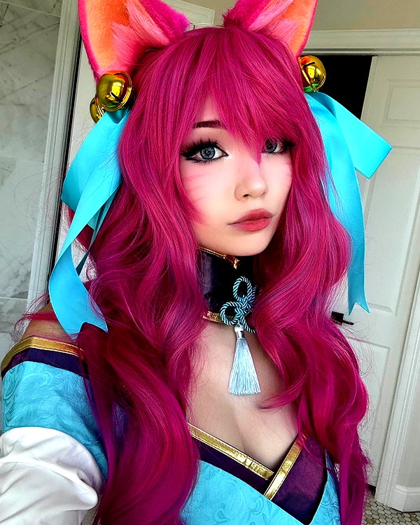 emiru.jpg instagram image archive image