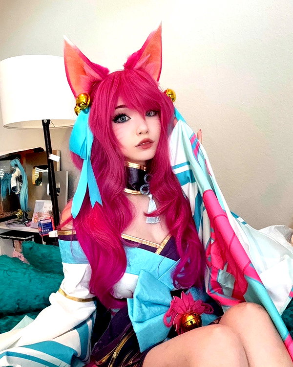 emiru.jpg instagram image archive image