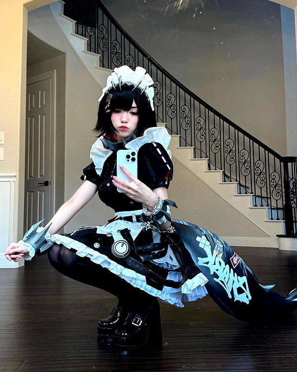 emiru.jpg instagram image archive image
