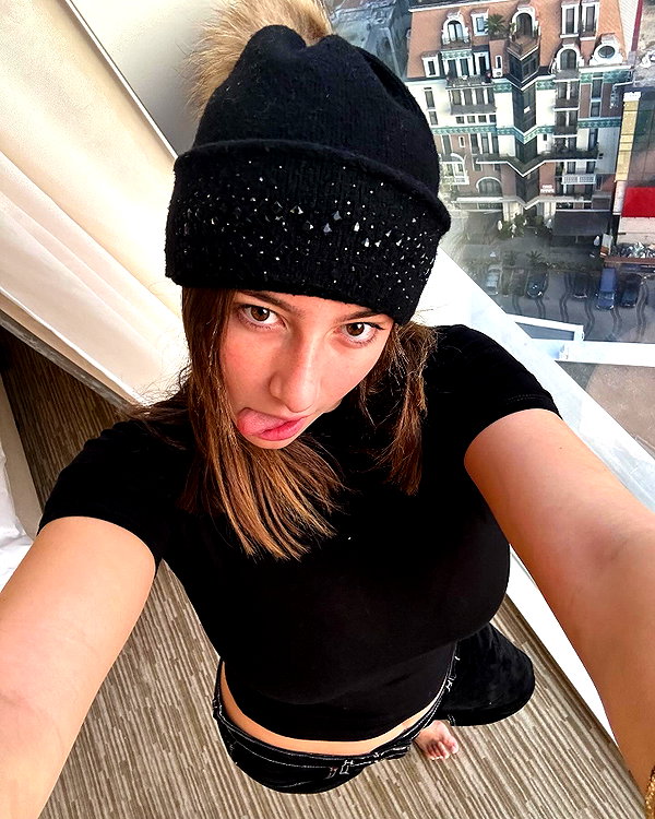 emma.naor instagram image archive image