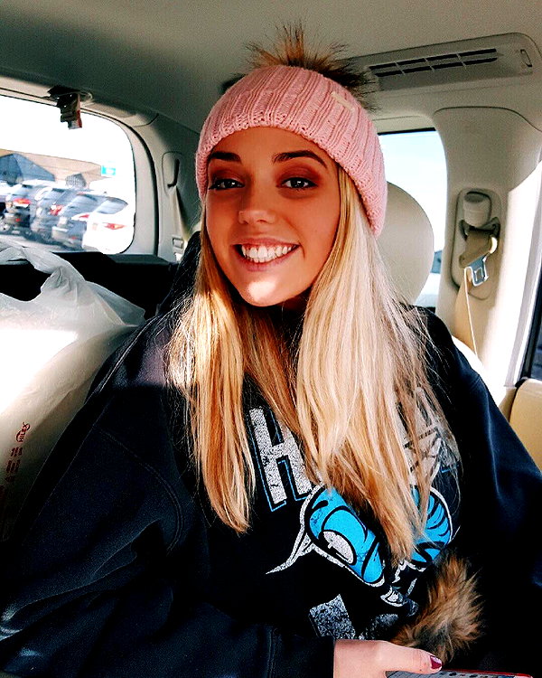 emmarose_xoxoxo instagram image archive image