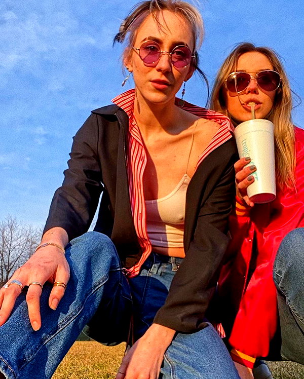 emmarose_xoxoxo instagram image archive image