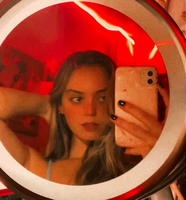 emmarose_xoxoxo instagram image archive image