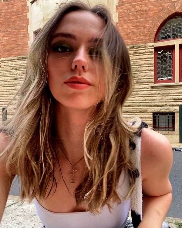 emmarose_xoxoxo instagram image archive image