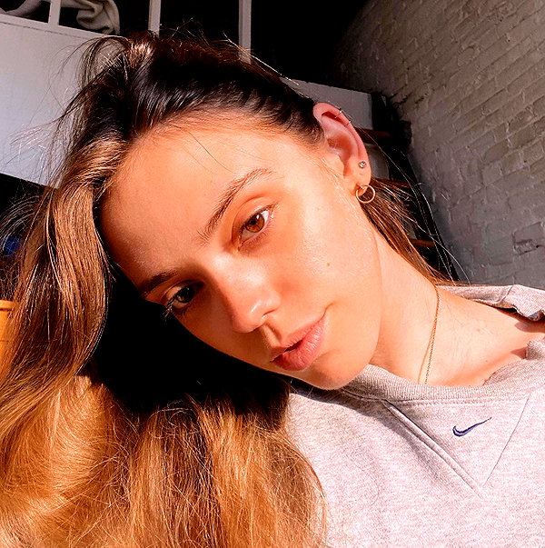 emmarose_xoxoxo instagram image archive image