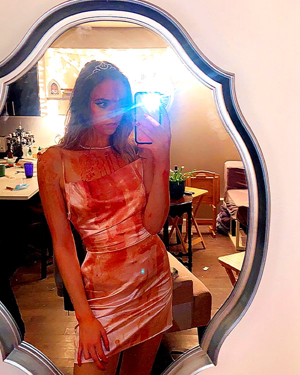 emmarose_xoxoxo instagram image archive image