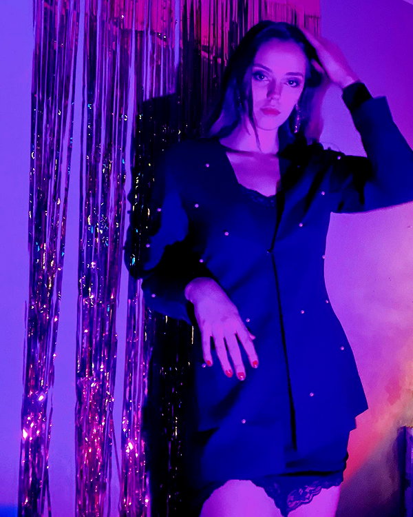 emmarose_xoxoxo instagram image archive image