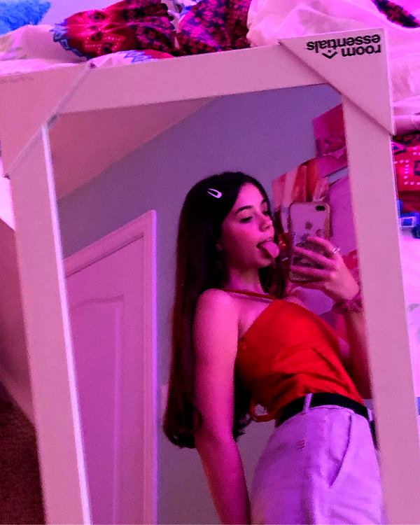emobxtch420 instagram image archive image