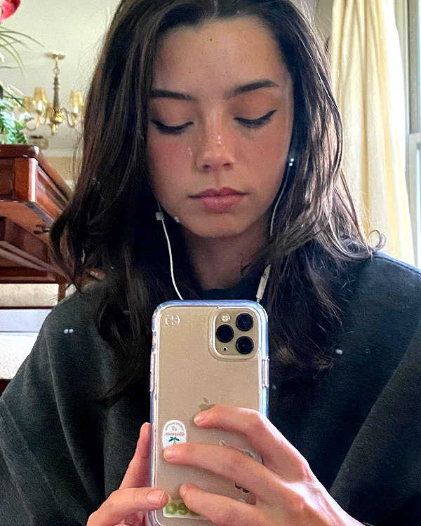 emobxtch420 instagram image archive image