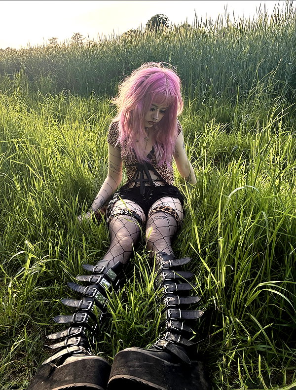 emowithoutemo3 instagram image archive image