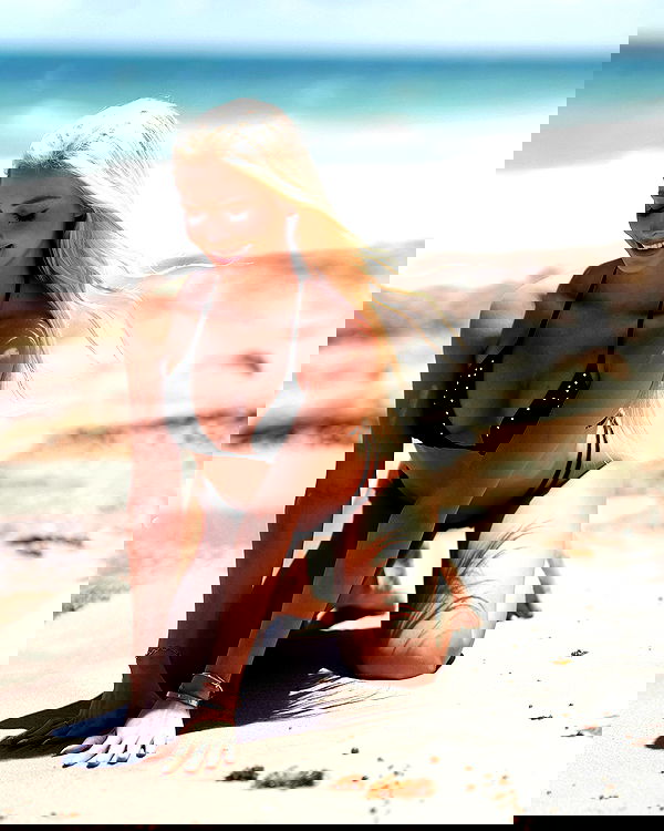 emxllouise2 image ~ Altpins