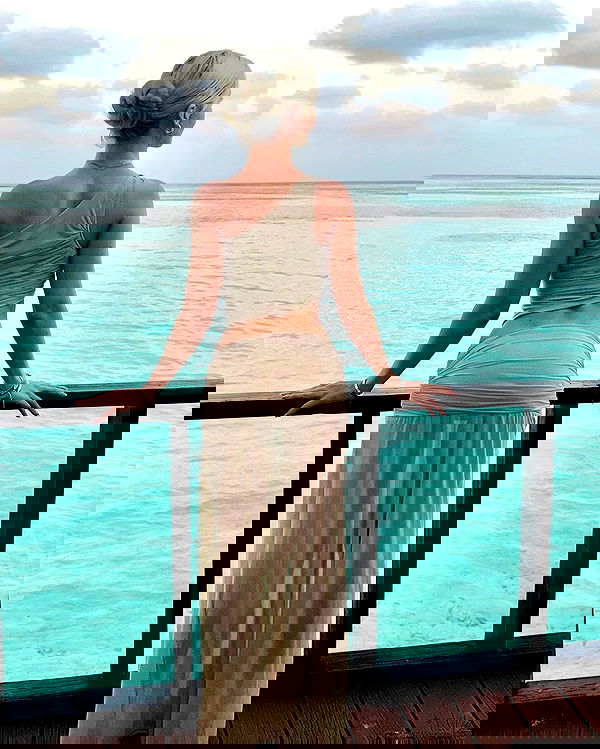 emxllouise2 image ~ Altpins