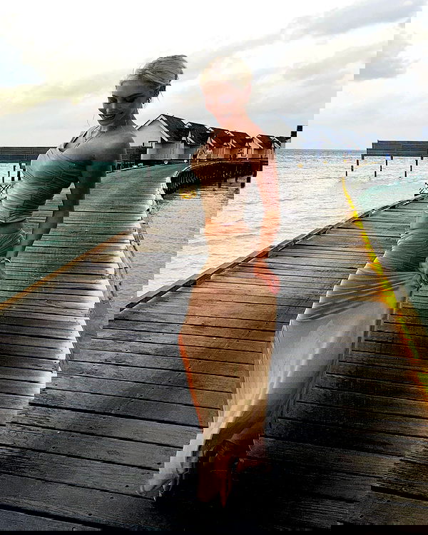 emxllouise2 image ~ Altpins