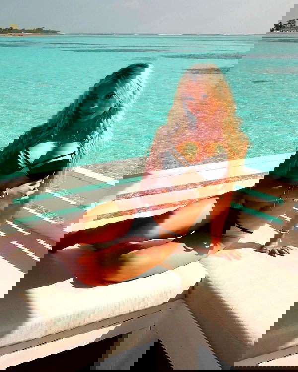 emxllouise2 image ~ Altpins