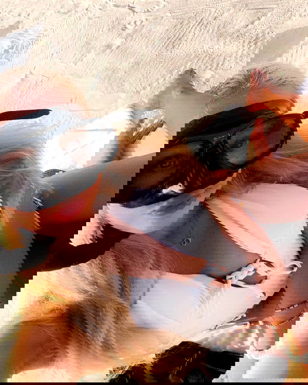 emxllouise2 image ~ Altpins