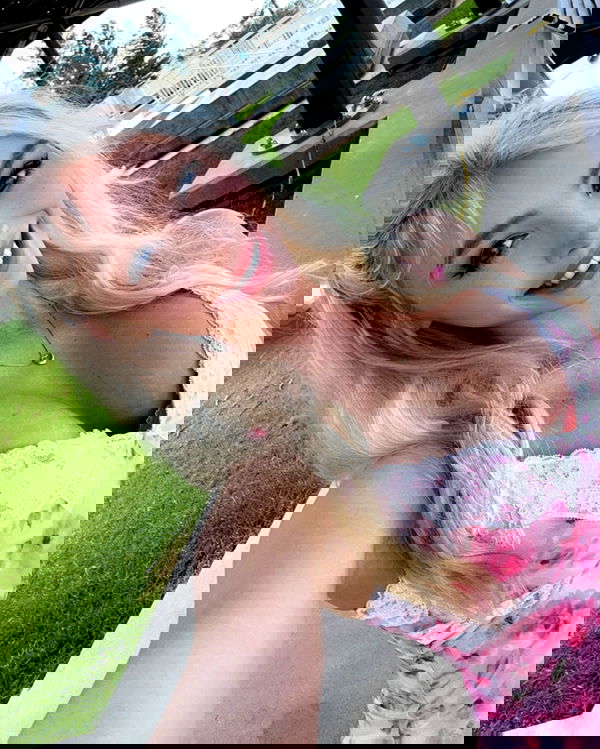 emxllouise2 image ~ Altpins