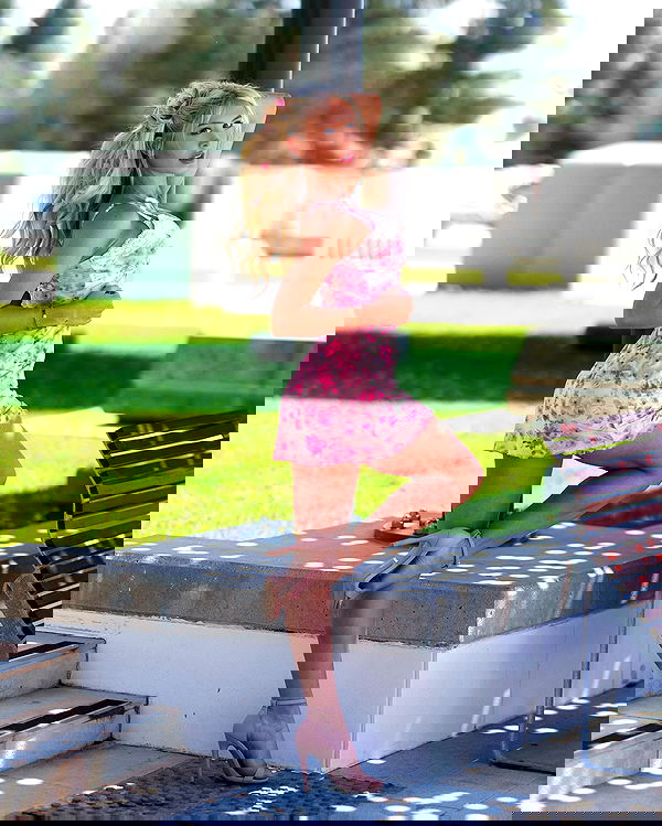 emxllouise2 image ~ Altpins