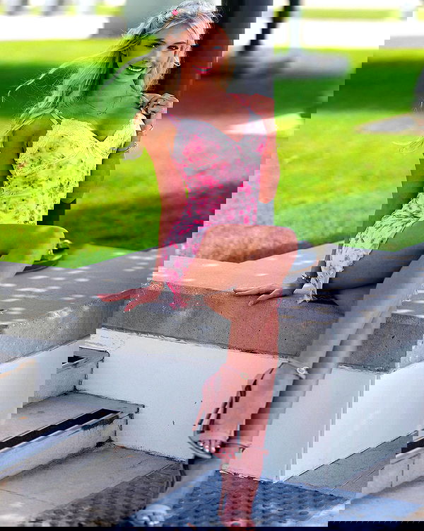 emxllouise2 image ~ Altpins