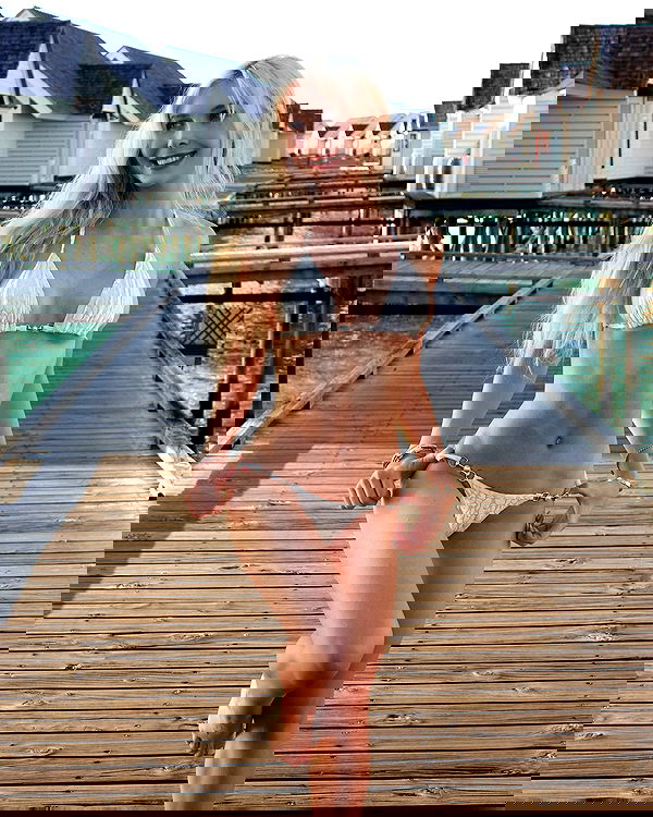 emxllouise2 image ~ Altpins