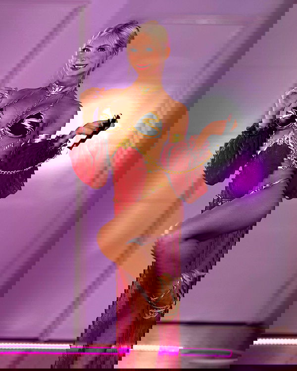 emxllouise2 image ~ Altpins