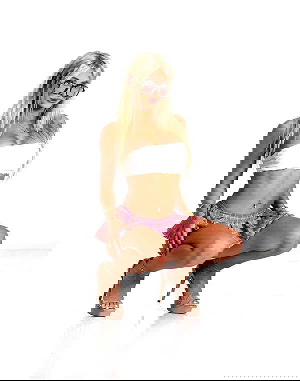 emxllouise2 image ~ Altpins