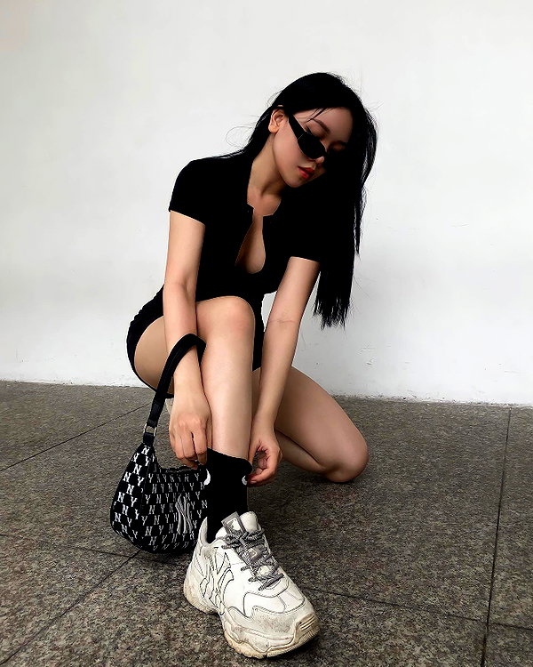 esmenguyennn instagram image archive image