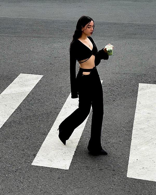 esmenguyennn instagram image archive image