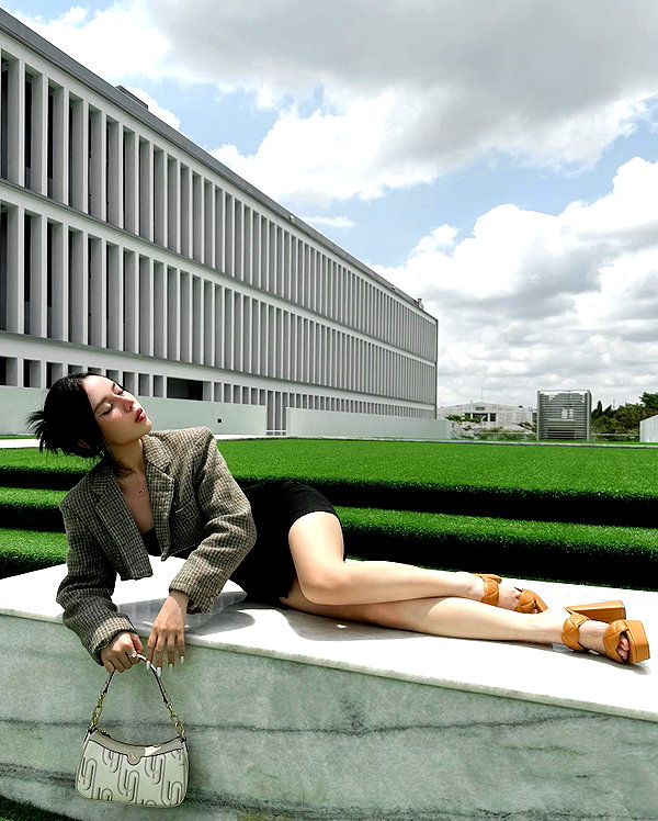 esmenguyennn instagram image archive image
