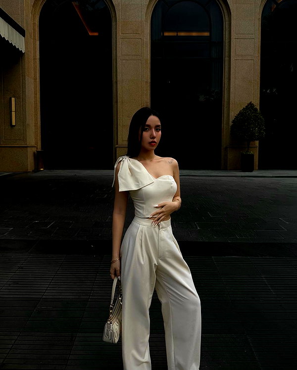 esmenguyennn instagram image archive image