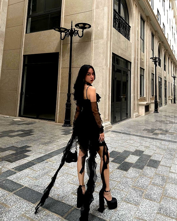 esmenguyennn instagram image archive image