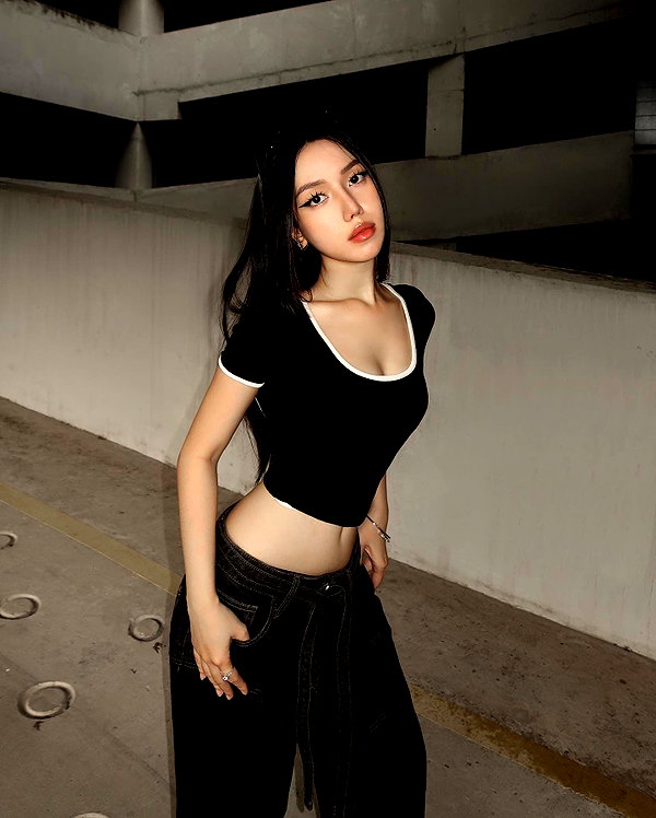 esmenguyennn instagram image archive image