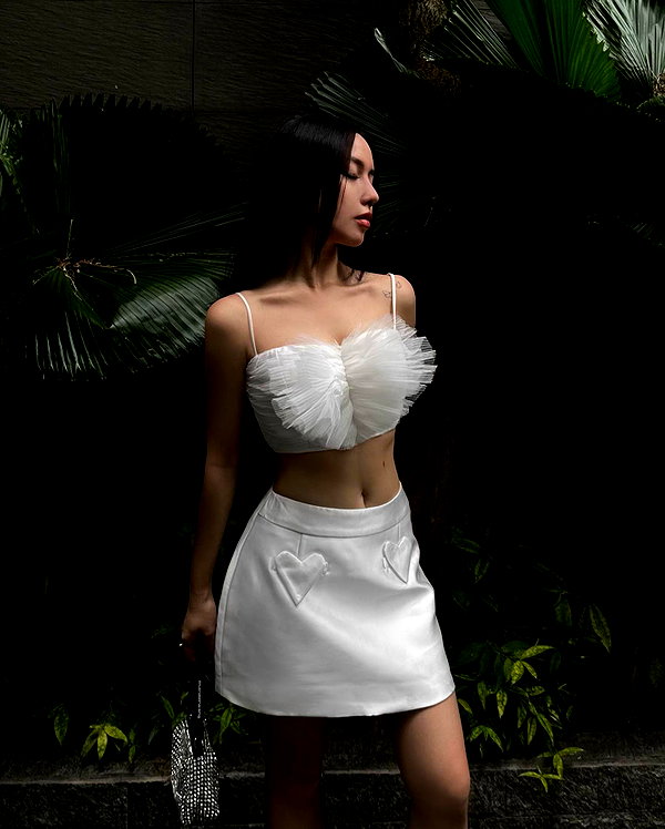 esmenguyennn instagram image archive image