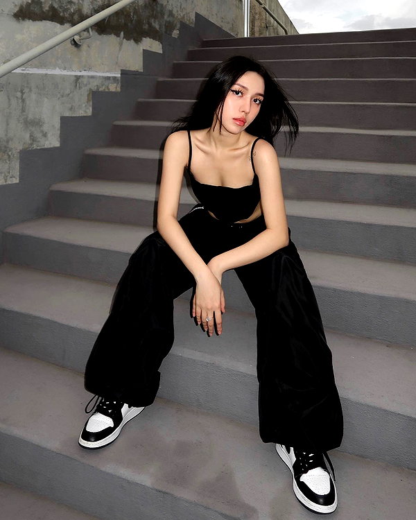 esmenguyennn instagram image archive image