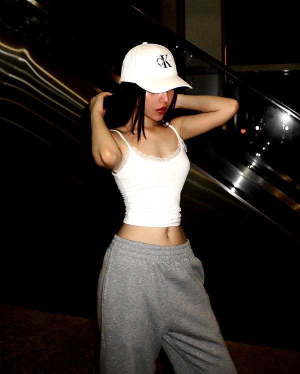 esmenguyennn instagram image archive image