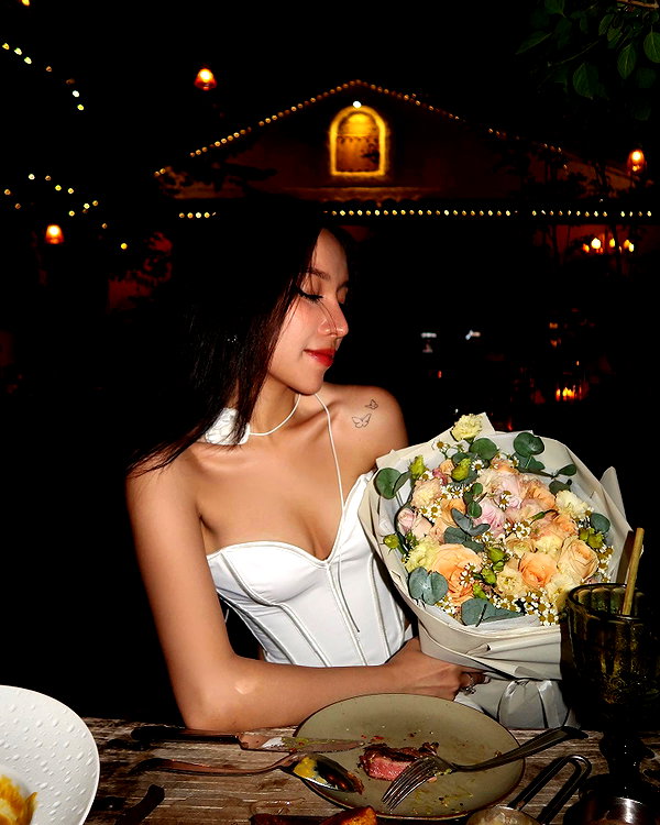 esmenguyennn instagram image archive image